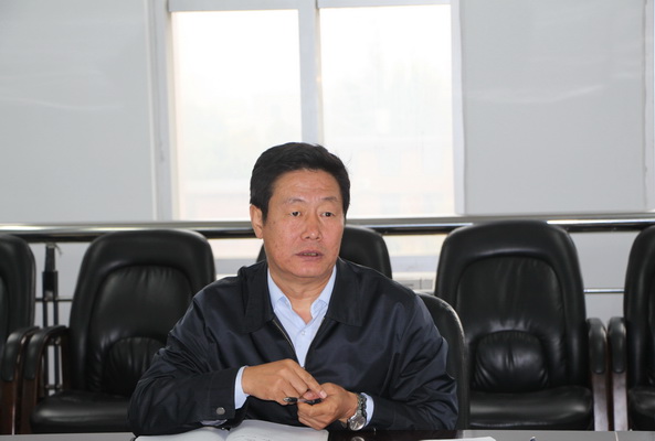 校纪委书记李秀良作讲话