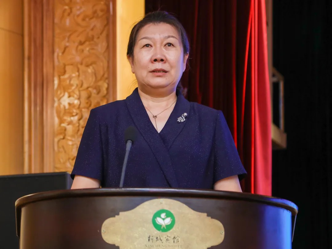 6内蒙古民族大学副校长红梅教授发言.jpg